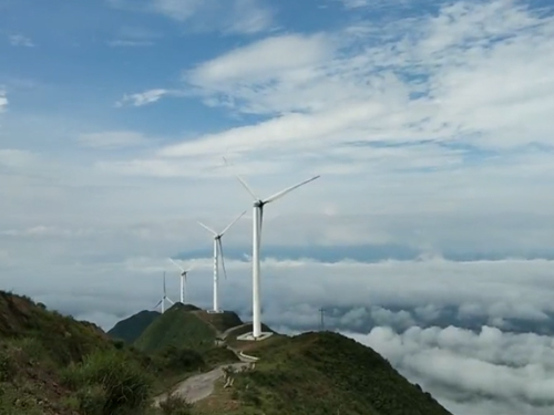 廣東粵電紅心樓風電場風機葉片檢修